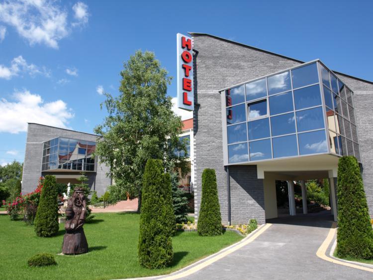 Hotel Kamiza Wyszków Dış mekan fotoğraf