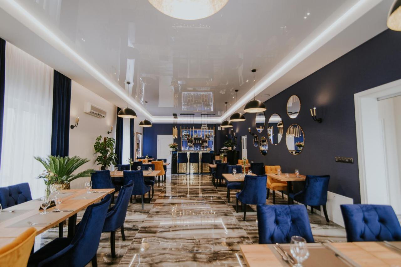Hotel Kamiza Wyszków Dış mekan fotoğraf